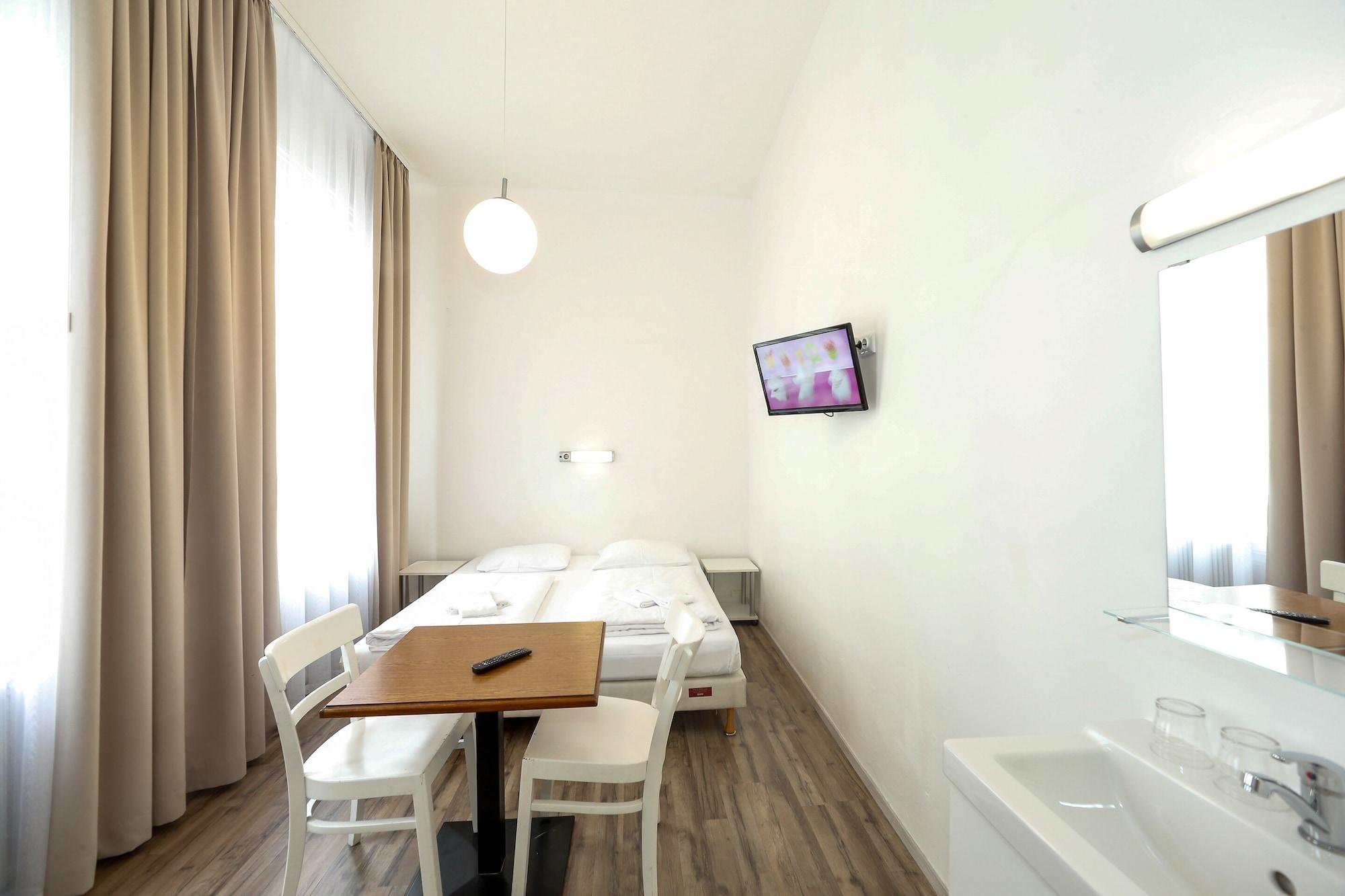 Timeout City Hotel, 5 Min To City Center, Self Check In Wiedeń Zewnętrze zdjęcie