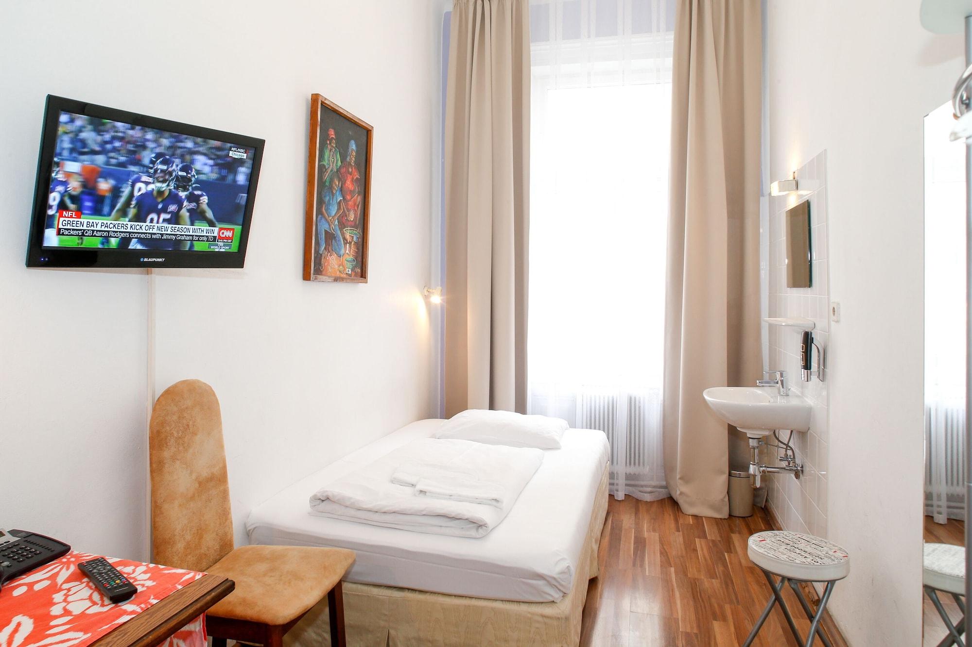 Timeout City Hotel, 5 Min To City Center, Self Check In Wiedeń Zewnętrze zdjęcie